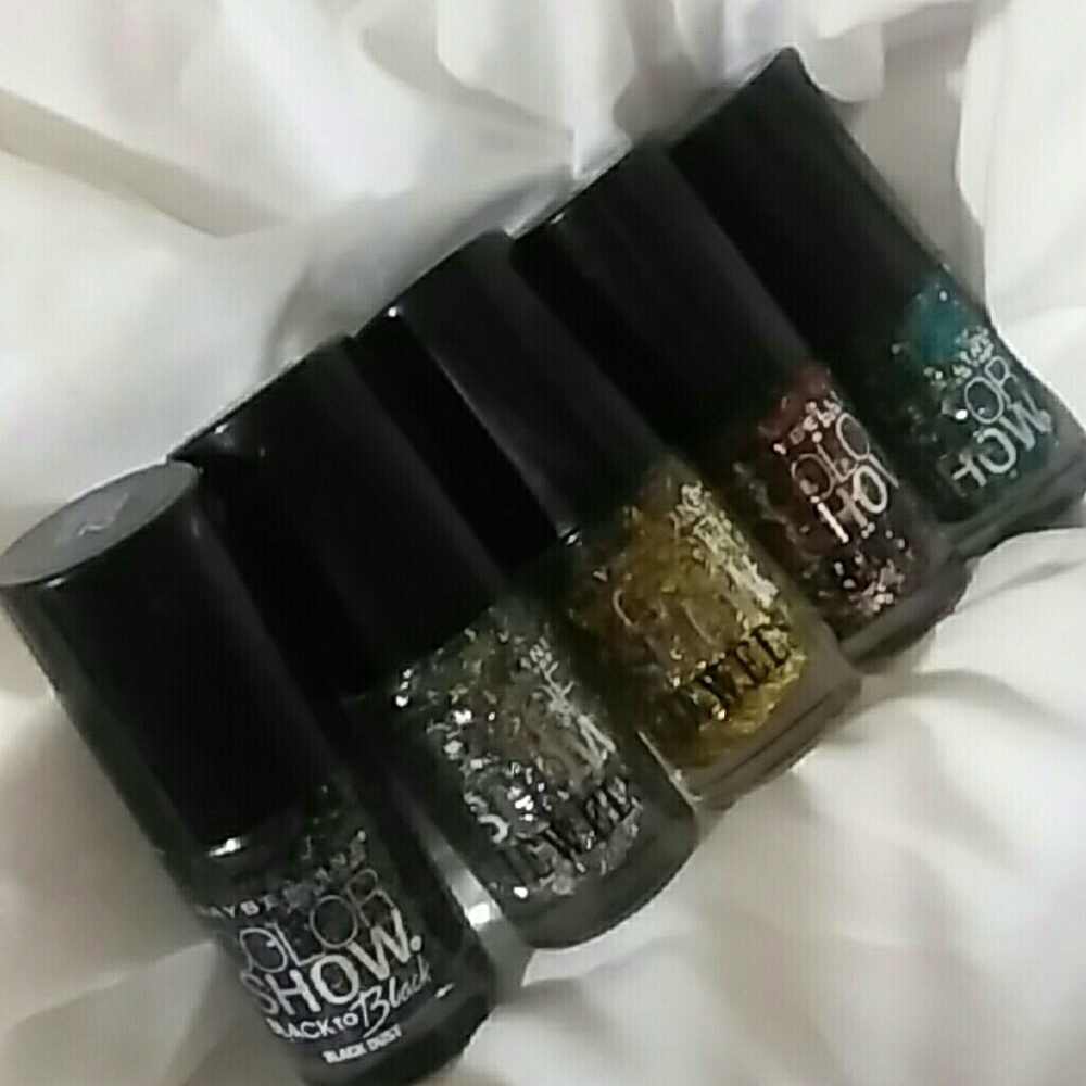 Maybelline color show glitter nail polish